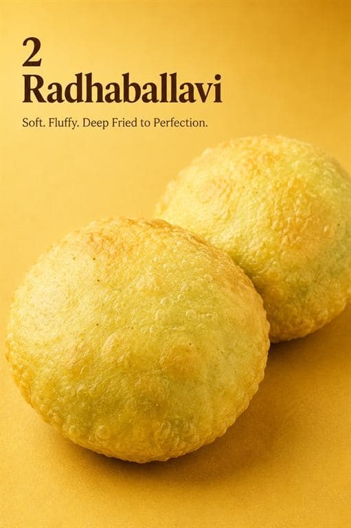 Radhaballavi / Bengali Lentil Kachori [2 Pieces]